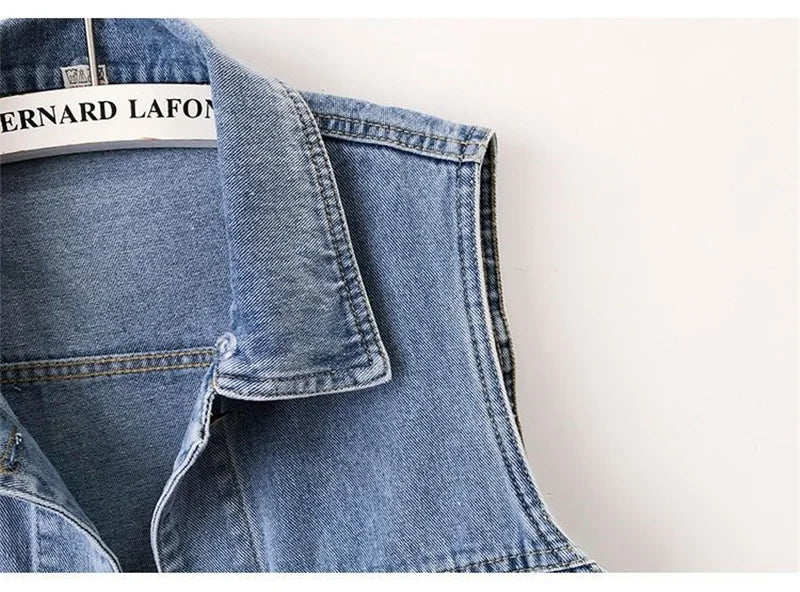 New Women Denim Vest Jackets Spring Autumn Pocket Hooded Short Jean Waistcoat Sleeveless Jacket Outerwear Female Casual Top 5XL