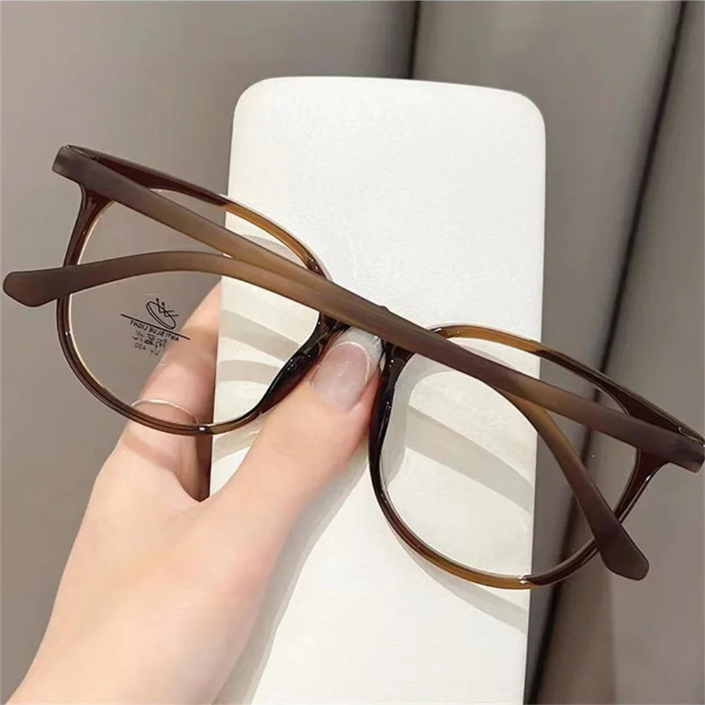 New Retro Ultra-light Glasses Anti-blue Light Flat Glasses Female Fashion Exquisite Casual Transparent Frame Flat Light Glasses