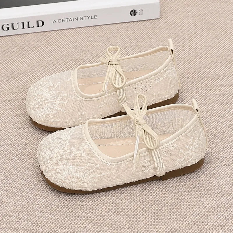 Girls Spring Summer Shoes Newly Comfort Soft Sole Kids Shoes Breathable Non-Slip Casual Sandals Flexible Elegant Princess Flats