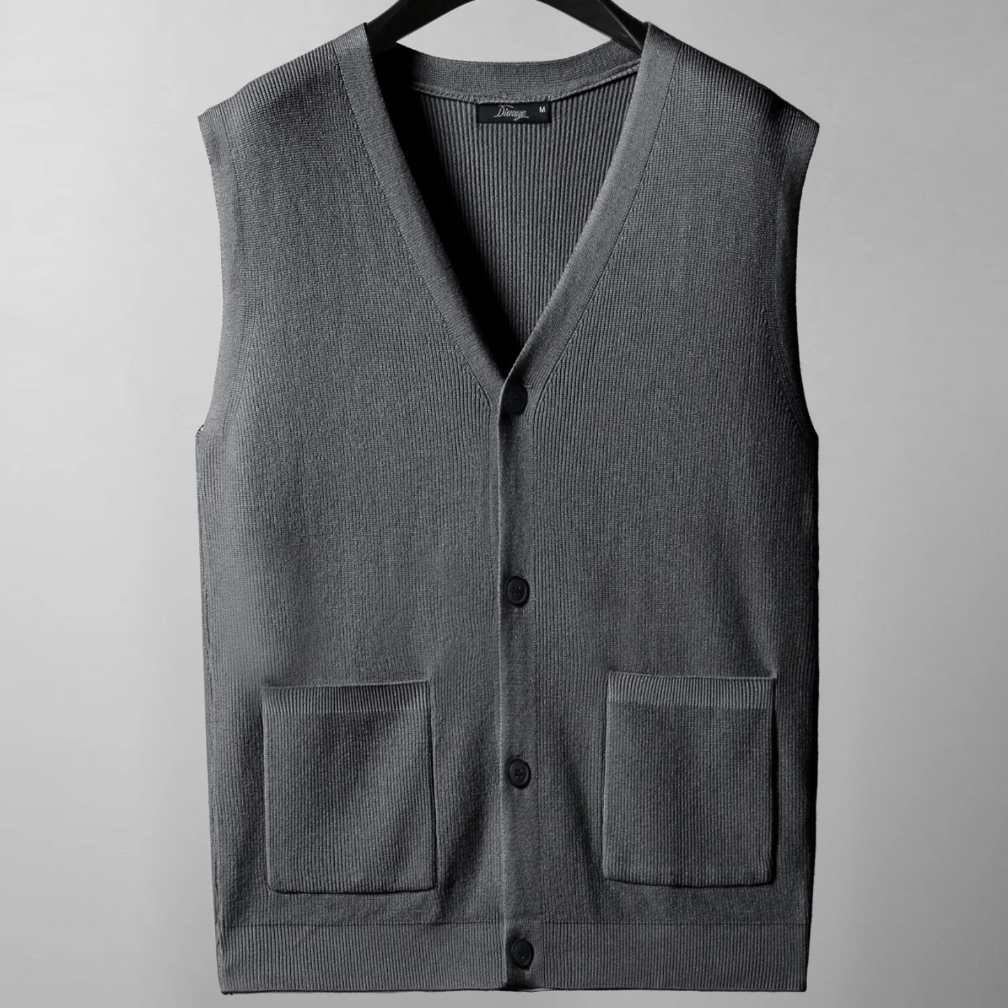 Large knitted sweater, men's new cardigan vest, autumn and winter large loose fat sweater.