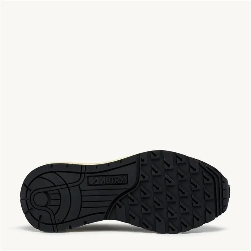Unisex Couple Sneakers – Matching White Thick-Soled Shoes for Men and Women | Casual Sporty Style