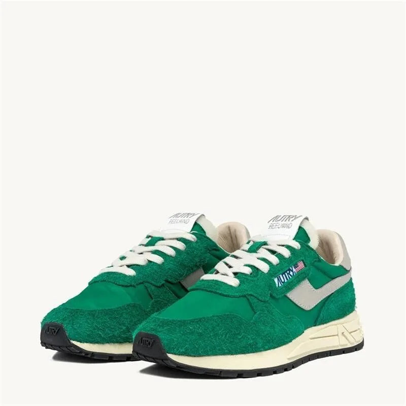 Unisex Couple Sneakers – Matching White Thick-Soled Shoes for Men and Women | Casual Sporty Style
