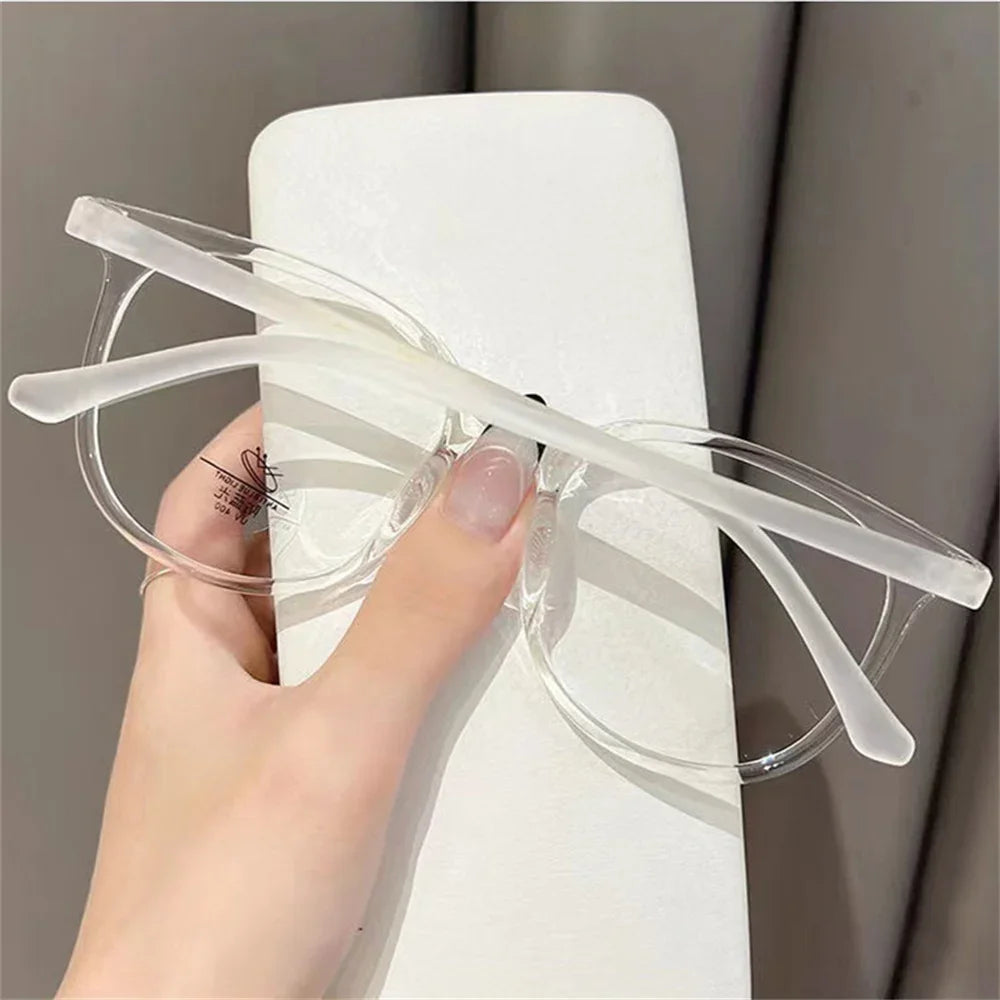 New Retro Ultra-light Glasses Anti-blue Light Flat Glasses Female Fashion Exquisite Casual Transparent Frame Flat Light Glasses