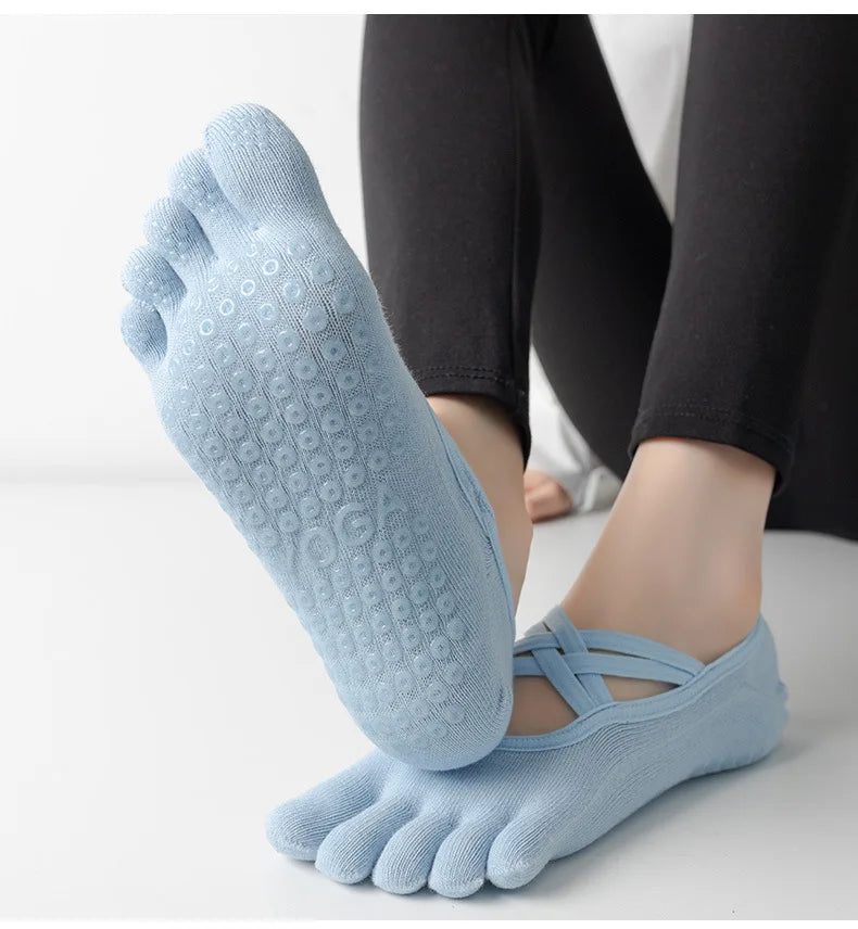 1/4 Pairs New Women Anti Slip Pilates Socks Five Toe Silicone Non-Slip Yoga Sock Bandage Ladies Fitness Sports Cotton Sock