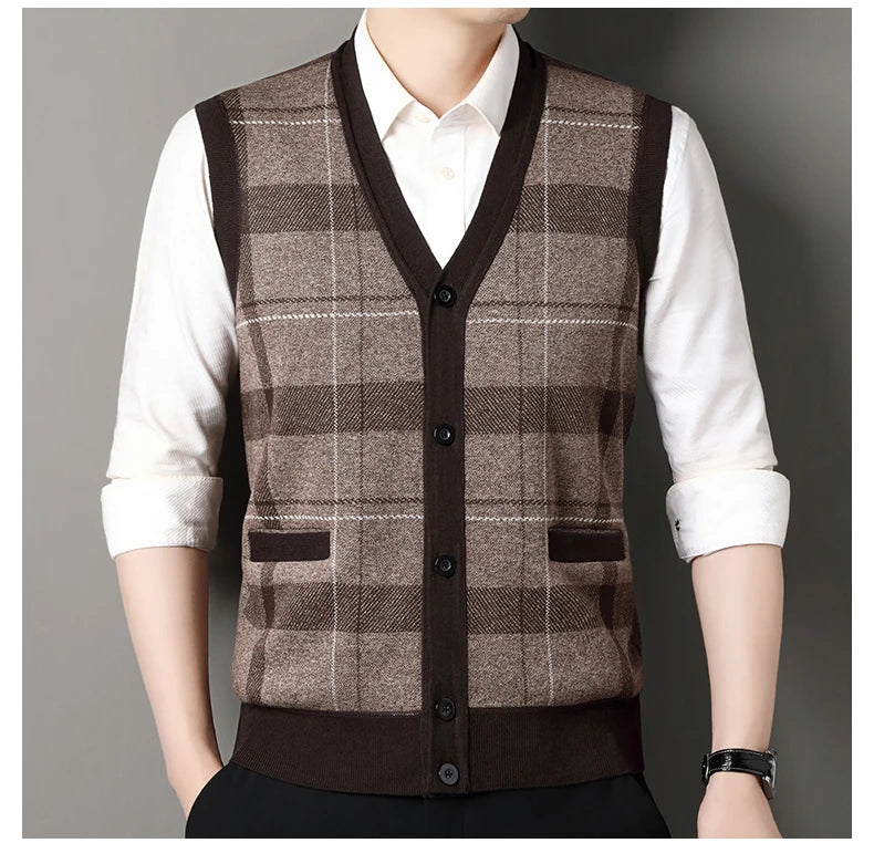 New Men's Sweater Vest Casual Sleeveless Knit Jackets Men Fashion Plaid V-neck Cardigans Man Clothes Knitted Waistcoat