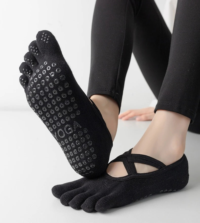 1/4 Pairs New Women Anti Slip Pilates Socks Five Toe Silicone Non-Slip Yoga Sock Bandage Ladies Fitness Sports Cotton Sock