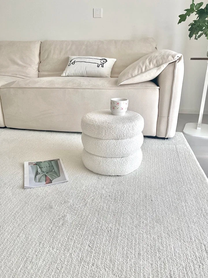 Creamy Household Stool for Girls, Makeup Seat, Bedroom Vanity Chair, Soft Lamb Wool Pouf, Minimalist Manicure, Round Ottoman