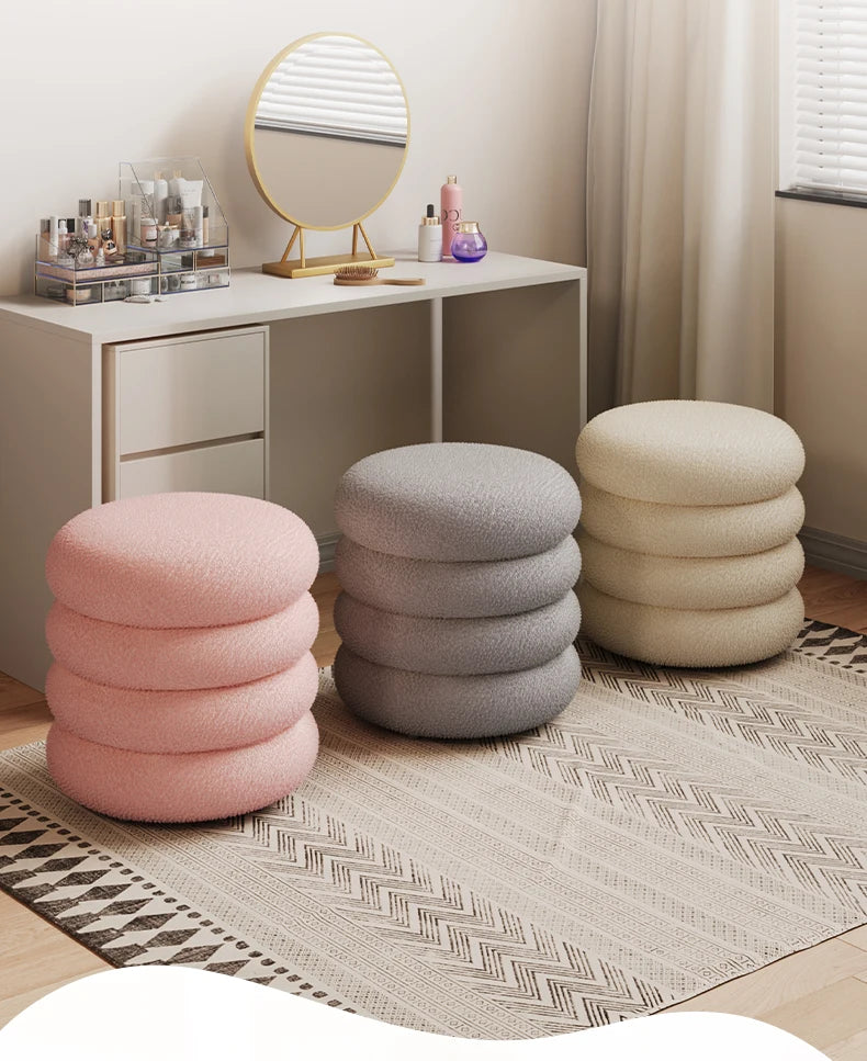 Creamy Household Stool for Girls, Makeup Seat, Bedroom Vanity Chair, Soft Lamb Wool Pouf, Minimalist Manicure, Round Ottoman
