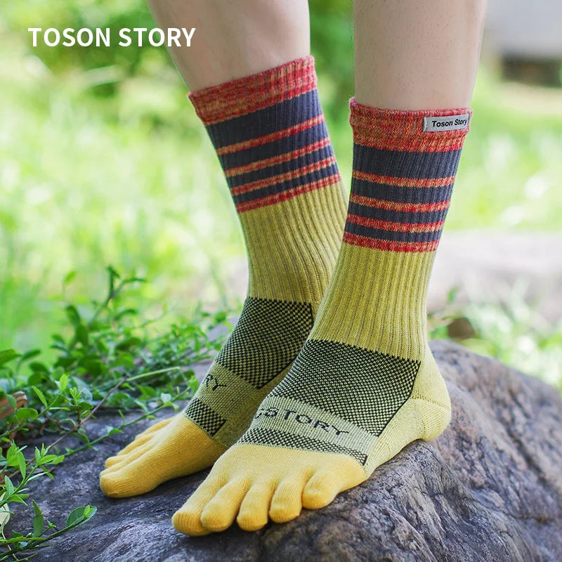 Men's Sports Five Finger Cotton Socks Sweat Absorption Anti-odor Autumn Winter Towel Base Terry Long Tube Split Toe Socks