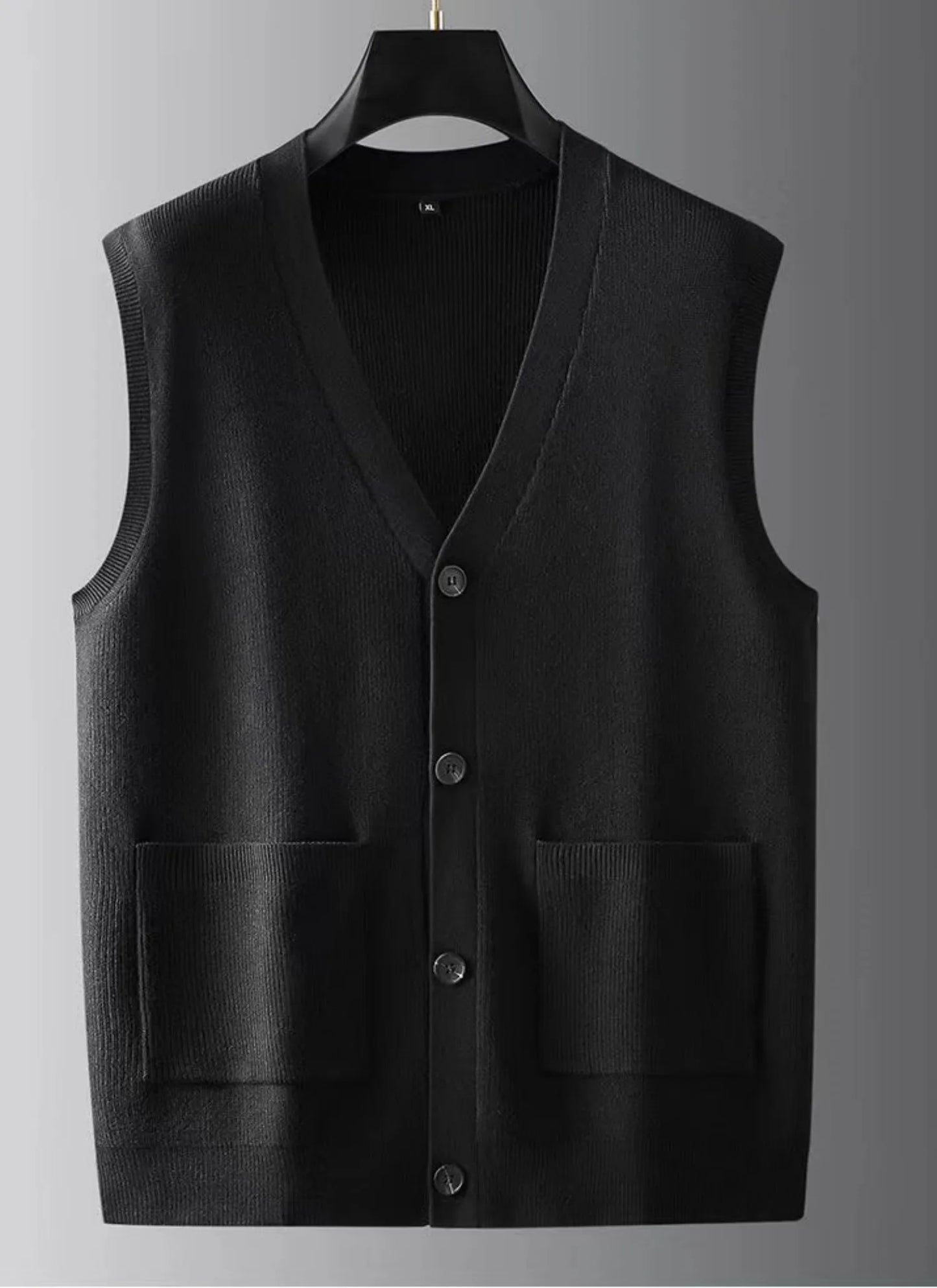 Large knitted sweater, men's new cardigan vest, autumn and winter large loose fat sweater.