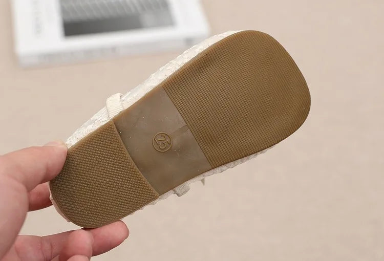Girls Spring Summer Shoes Newly Comfort Soft Sole Kids Shoes Breathable Non-Slip Casual Sandals Flexible Elegant Princess Flats