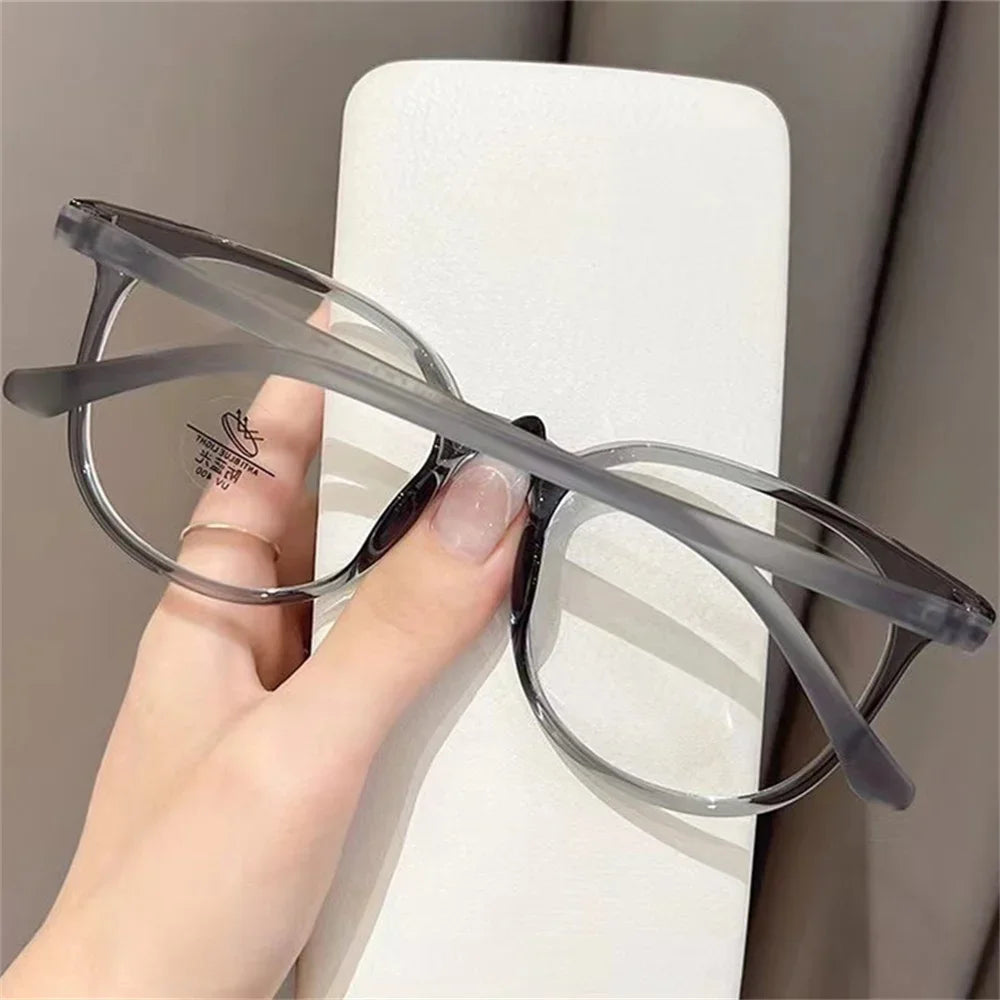New Retro Ultra-light Glasses Anti-blue Light Flat Glasses Female Fashion Exquisite Casual Transparent Frame Flat Light Glasses