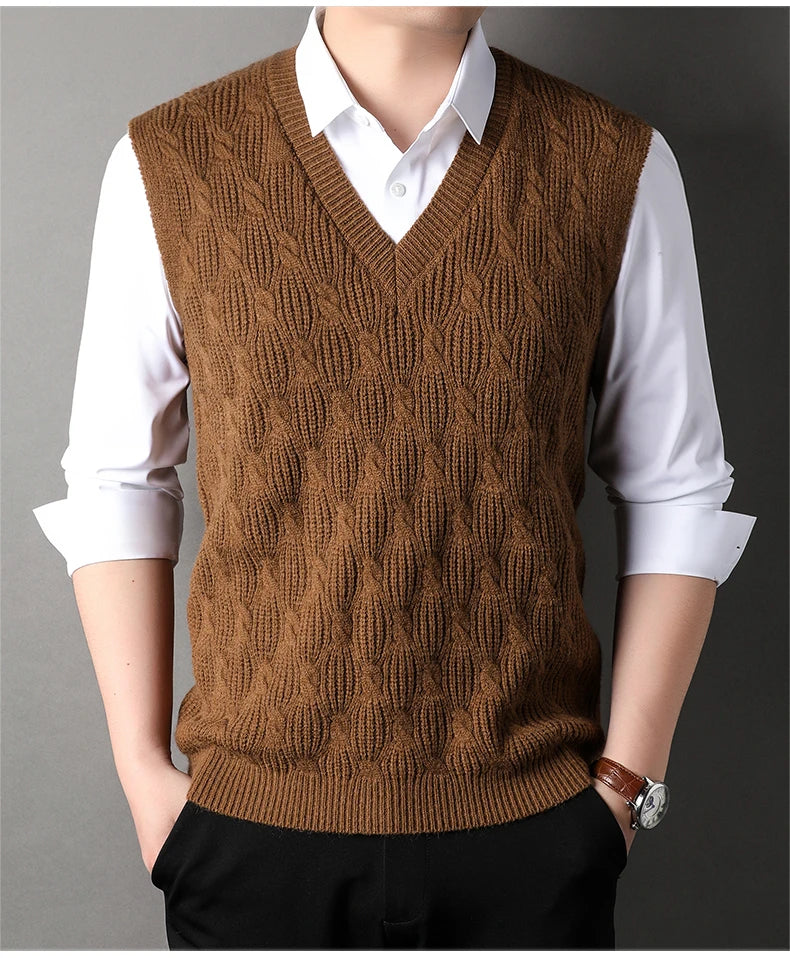 High End New Autum Winter Fashion Brand Knit Pullover V Neck Argyle Sweater Vest Mens Designer Sleeveless Casual Men Clothing