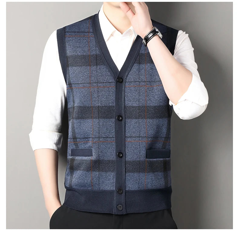 New Men's Sweater Vest Casual Sleeveless Knit Jackets Men Fashion Plaid V-neck Cardigans Man Clothes Knitted Waistcoat