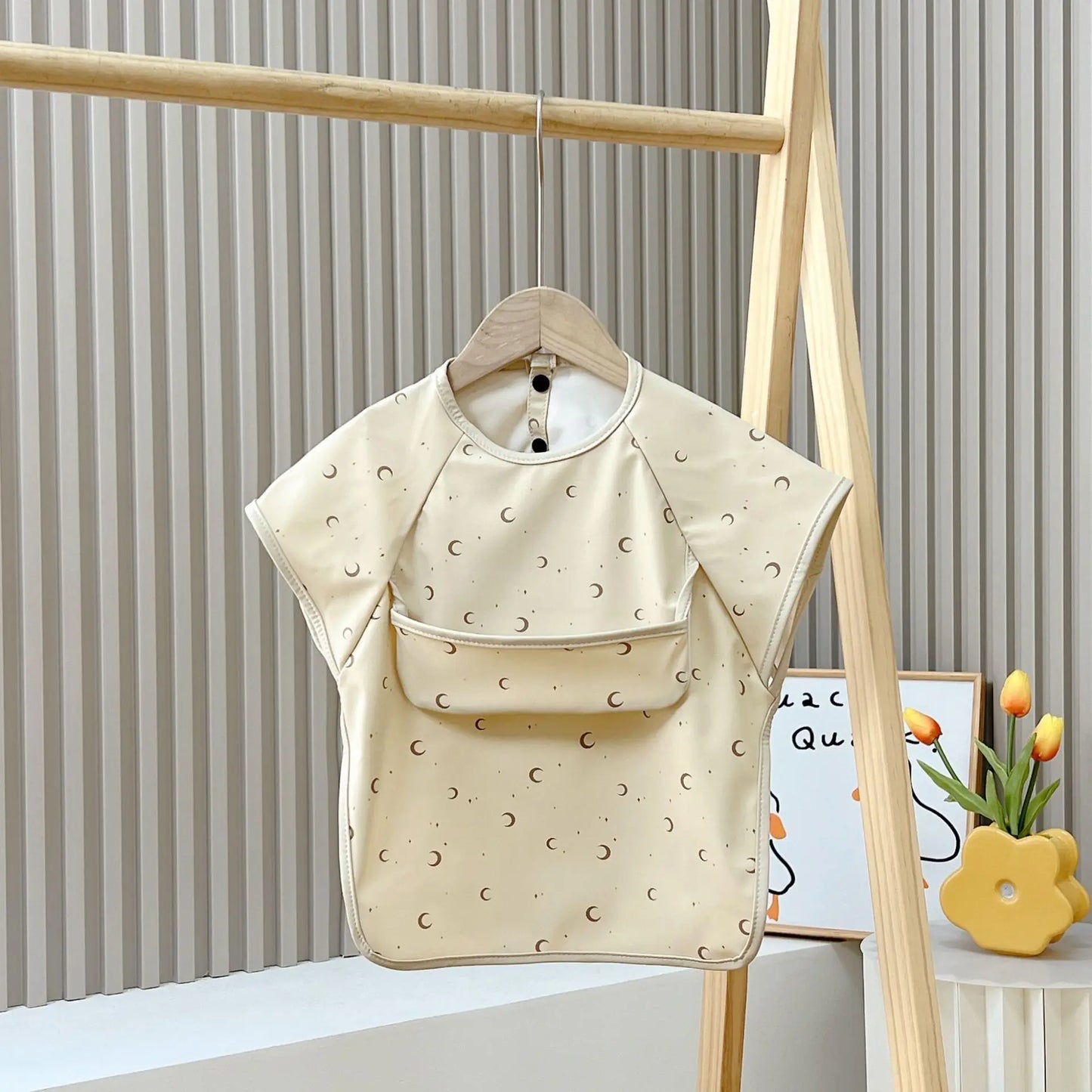 Waterproof PU Infant Sleeveless Bib Baby Feeding Bib Kids Apron Bibs Newborn Burp Cloths for Children Painting Art Smock