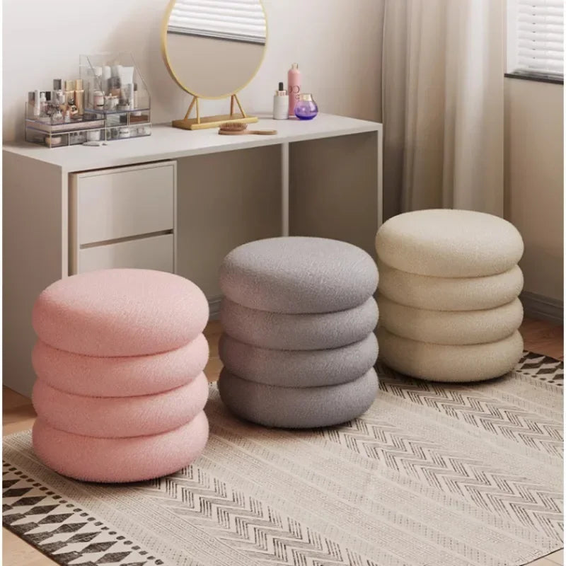 Creamy Household Stool for Girls, Makeup Seat, Bedroom Vanity Chair, Soft Lamb Wool Pouf, Minimalist Manicure, Round Ottoman