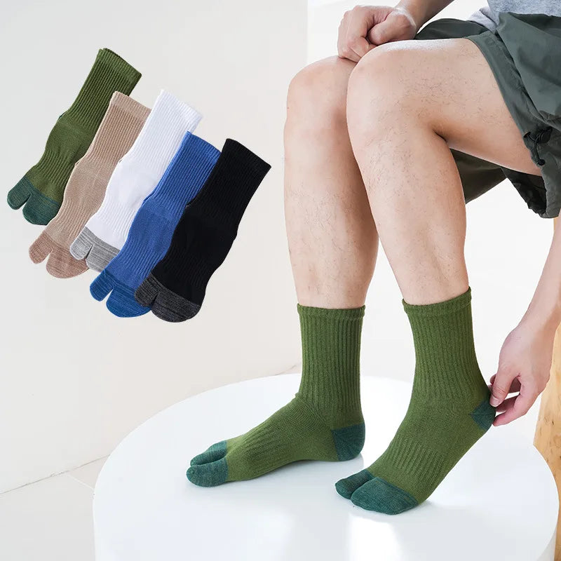 5 Pairs New Style Tabi Two Toed Socks Man Mid-tube Thumb Sock Thick Sweat-absorbing Warm Casual Sport Finger Socks Men Fashions