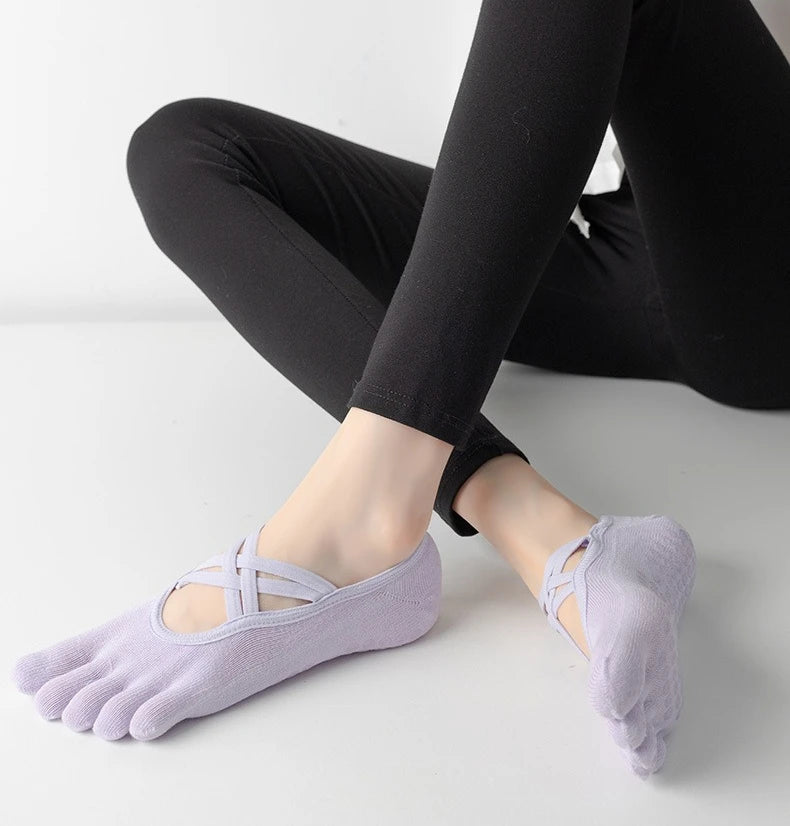 1/4 Pairs New Women Anti Slip Pilates Socks Five Toe Silicone Non-Slip Yoga Sock Bandage Ladies Fitness Sports Cotton Sock