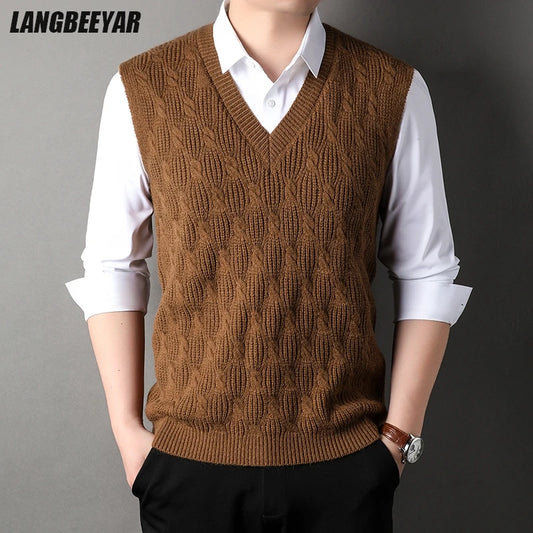 High End New Autum Winter Fashion Brand Knit Pullover V Neck Argyle Sweater Vest Mens Designer Sleeveless Casual Men Clothing