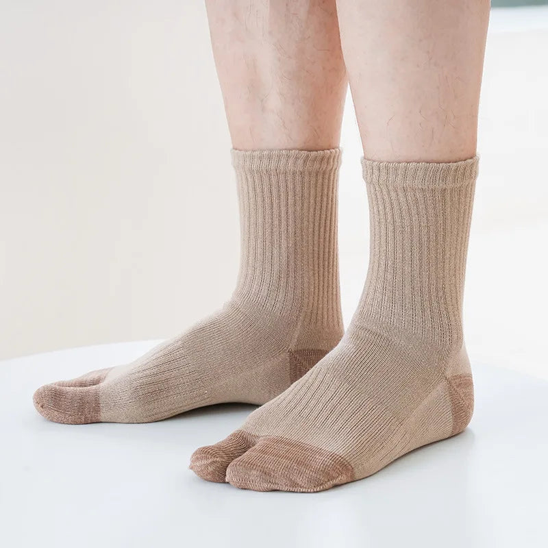5 Pairs New Style Tabi Two Toed Socks Man Mid-tube Thumb Sock Thick Sweat-absorbing Warm Casual Sport Finger Socks Men Fashions