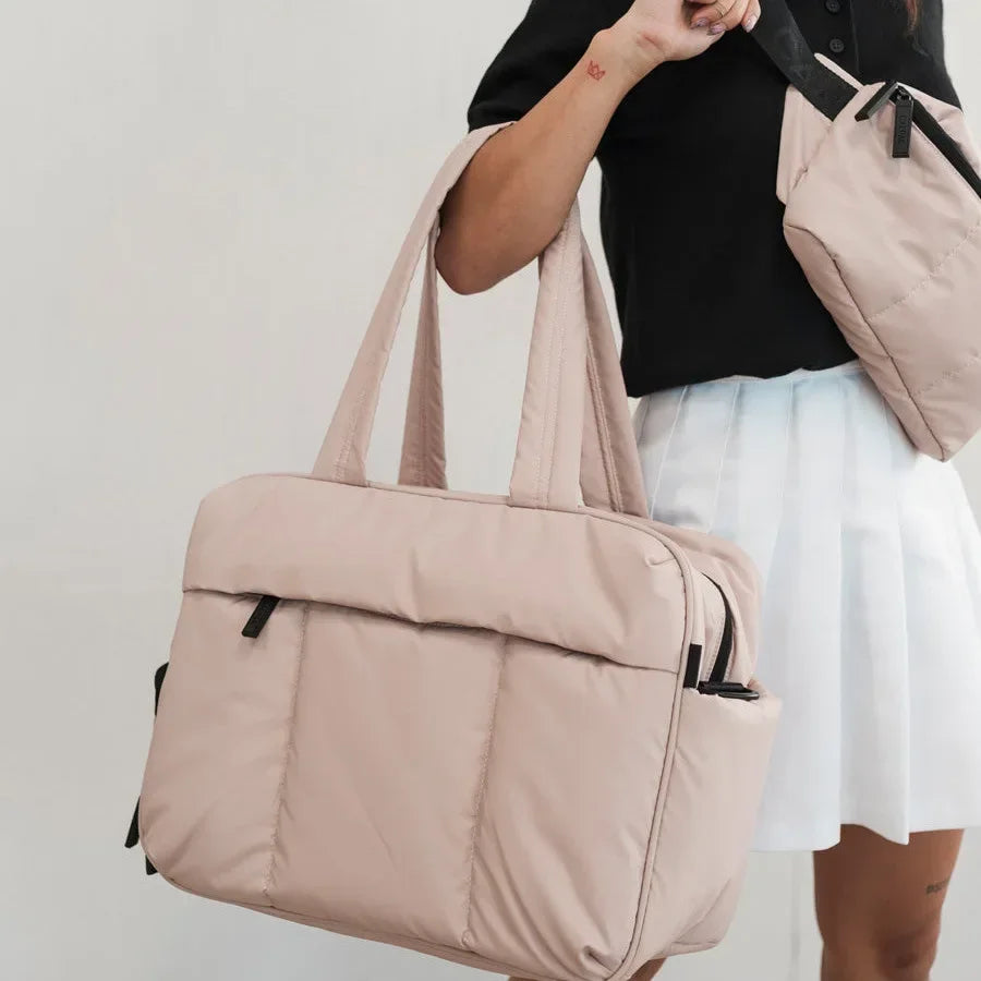 Duffel Weekender Bag Large Capacity Women Multifunction Leisure Travel Puffer Tote Gym Bag Carry on Bag with A Shoe Compartment