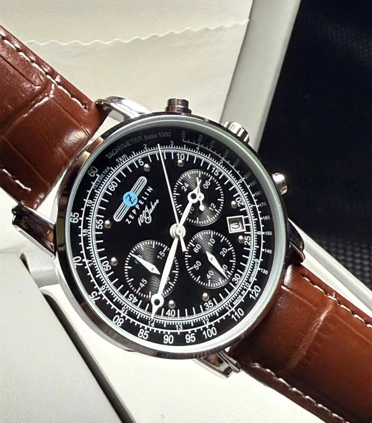 2025 New Zeppelin dirigeable Version commémorative montre pour hommes rétro affaires loisirs montre pour hommes montre de mode