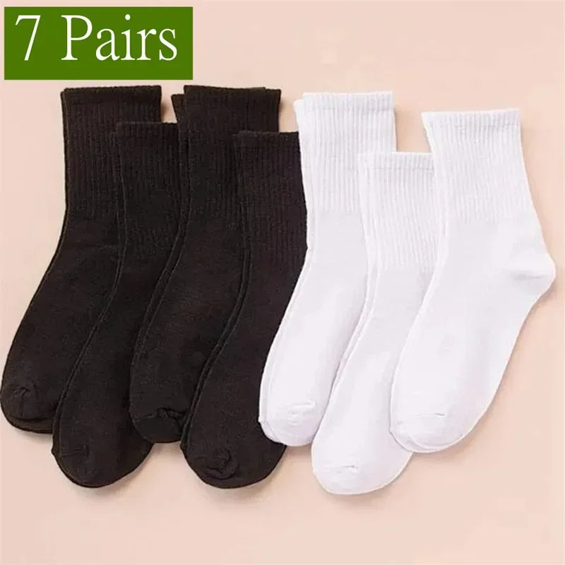 Mid Length Socks Women Classic Black White Solid Color Fashionable Casual Sports Absorbing Breathable Men Socks 1/7/10/20 Pairs