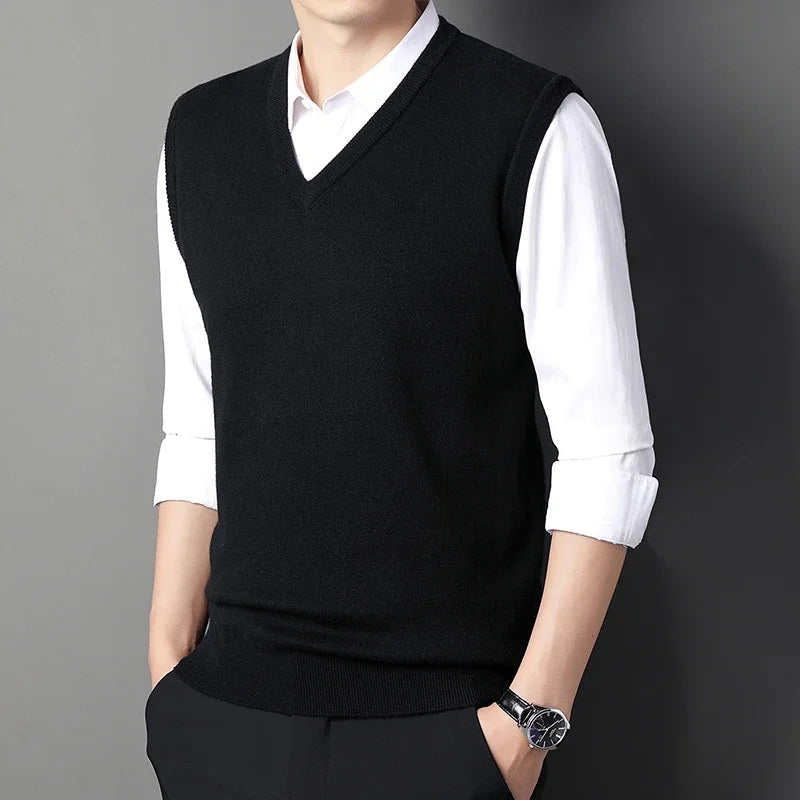 2024 Autumn Winter New Men's Solid Color V-neck Knitted Vest Casual Fashion Warm Sweater Versatile Top