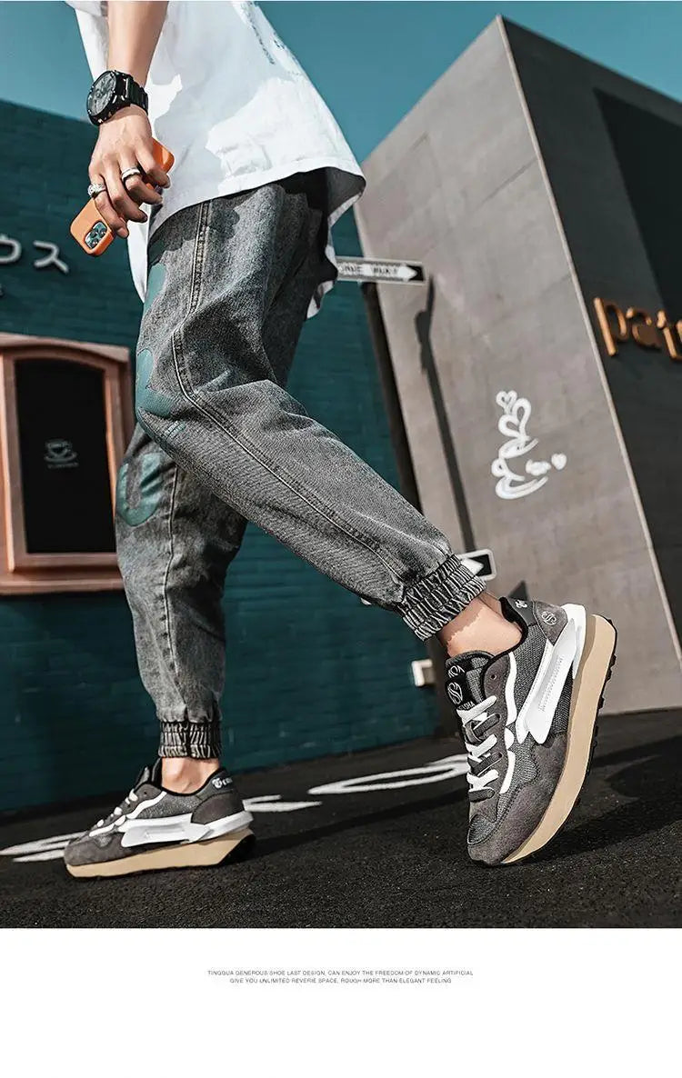 Men Lightweight non-slip walking shoes summer fashion outdoor sports shoes casual comfortable sports shoes
